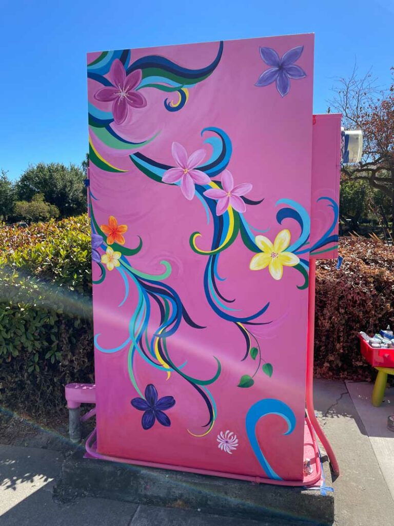 dublin utility box- breeze of summer flowers